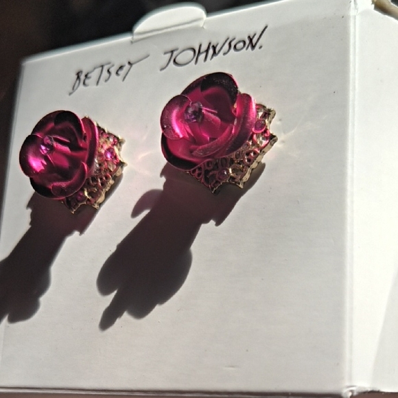 Betsey Johnson Fuchsia Rose Earrings - Picture 4 of 7